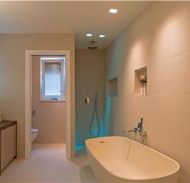 Luxury 6 Bedroom Brac Island Beach Front Villa With Heated Infinity Pool and lift near Sumartin sleeps 12